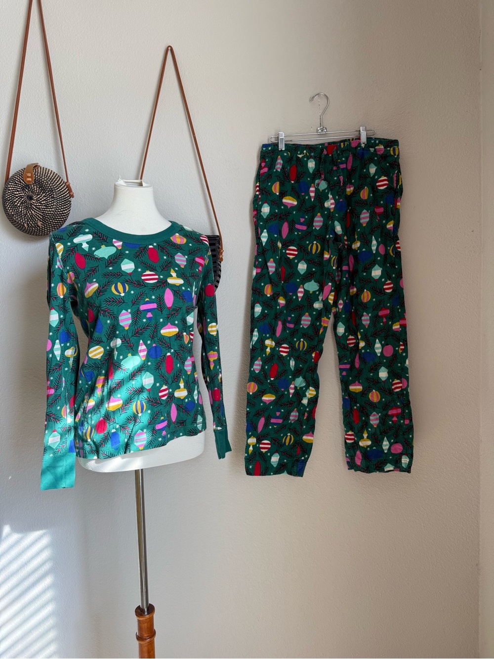 Hanna Anderson Green Ornament Christmas Pajamas, Size Medium